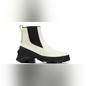 SOREL Cream and Black Brex Chelsea Ankle Boots Size 11